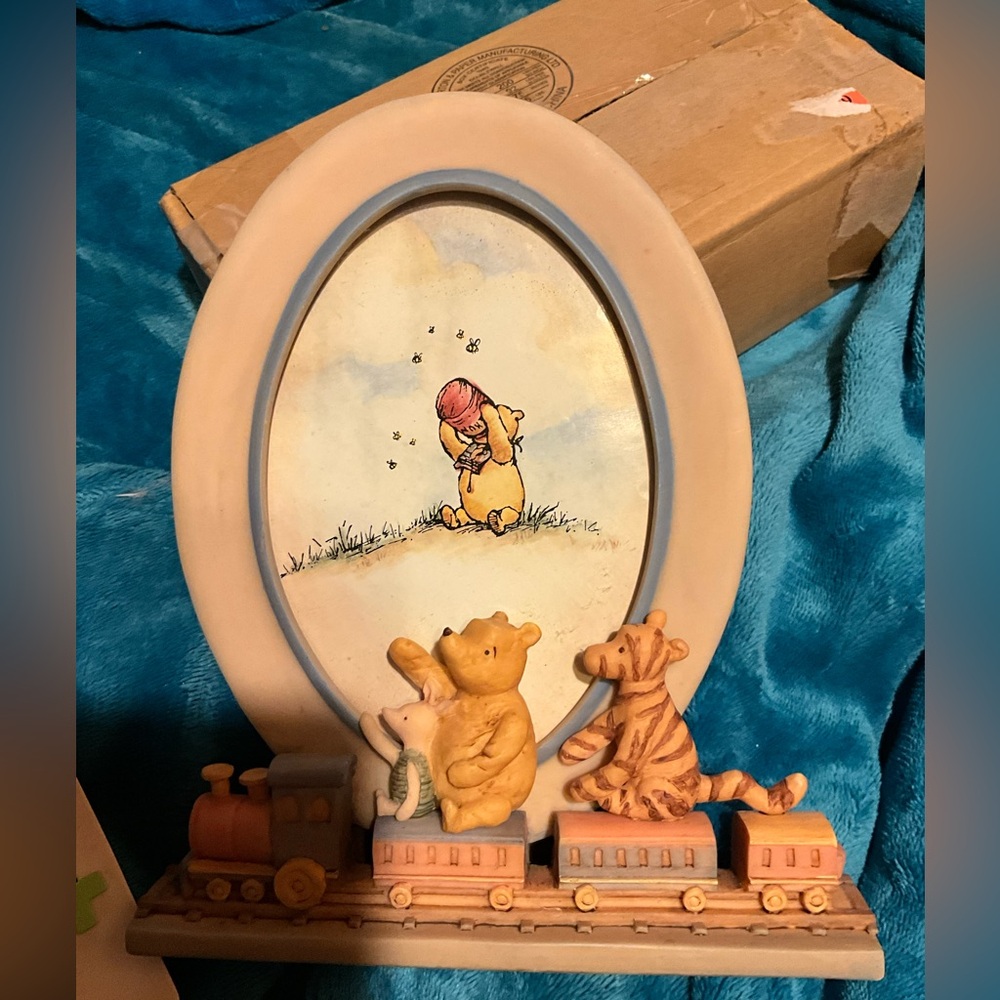 DISNEY 1990 CHARPENTE VINTAGE WINNIE THE POOH TIGGER PIGLET TRAIN  PICTURE FRAME - Picture 11 of 14